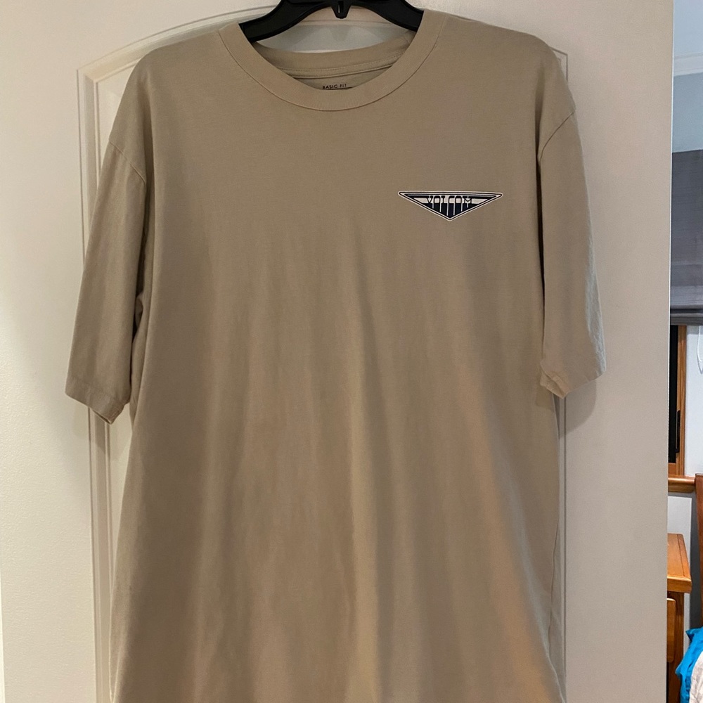 Mens volcom shirts